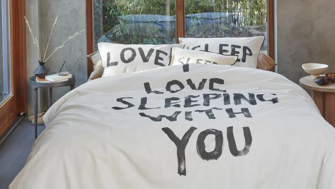 Love Sleep dekbedovertrek