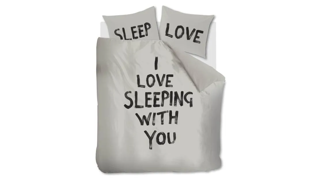Love Sleep dekbedovertrek
