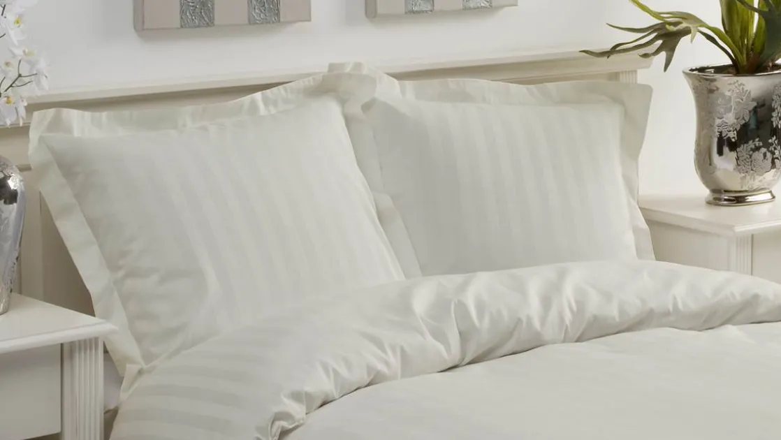 Uni Satin dekbedovertrek